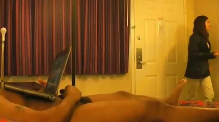 Lustful tóc vàng được xxx nhật ban kéo trên một tinh ranh mạnh mẽ sau khi mút.