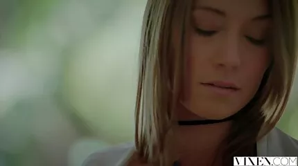 Em xnxx vung trom nhat ban gái sexy khoe hàng đẹp trên camera.