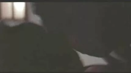 Fucked người hàng xóm gầy gò của Nga trong ass dưới phim xes nhật ban ánh nến.